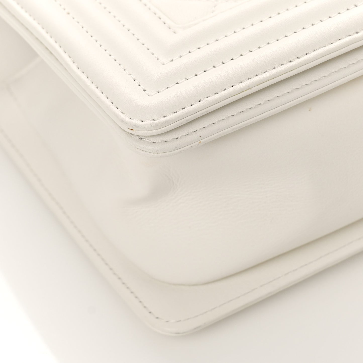 Calfskin Quilted Medium Boy Flap White