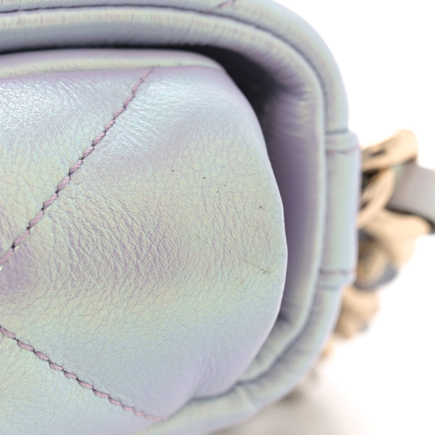 Iridescent Calfskin Quilted Medium Chanel 19 Flap Light Purple