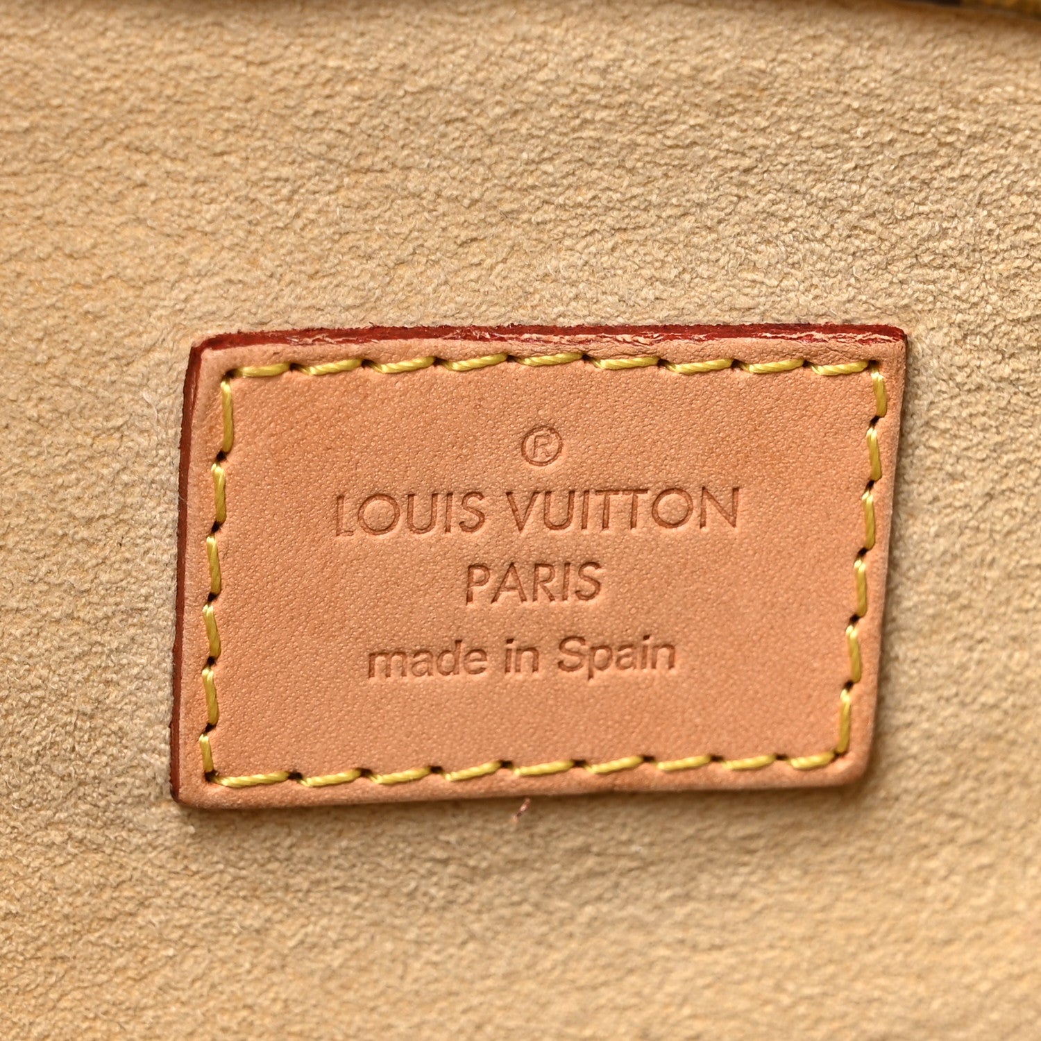 Louis Vuitton Monogram Artsy MM 6 of 13