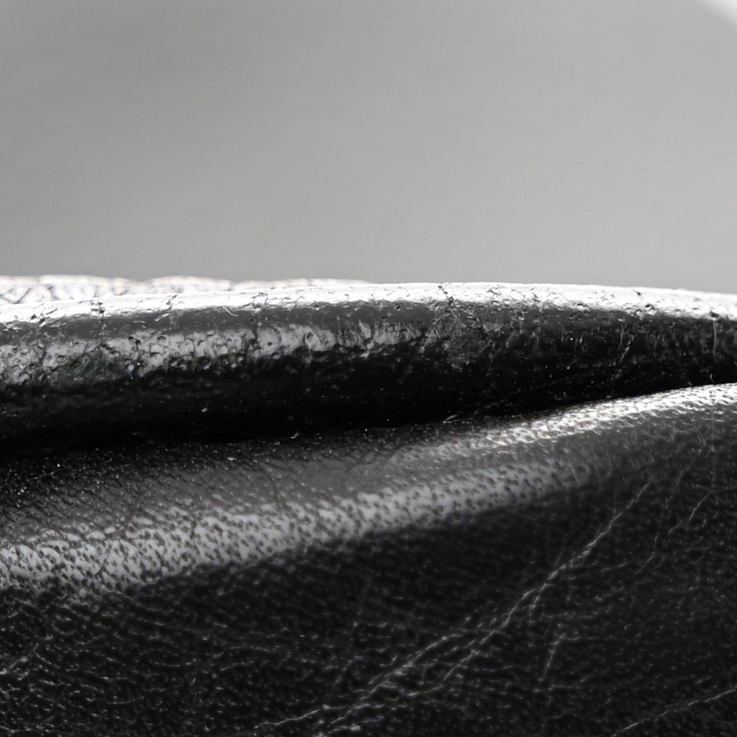 Pebbled Calfskin Small Soho Disco Bag Black