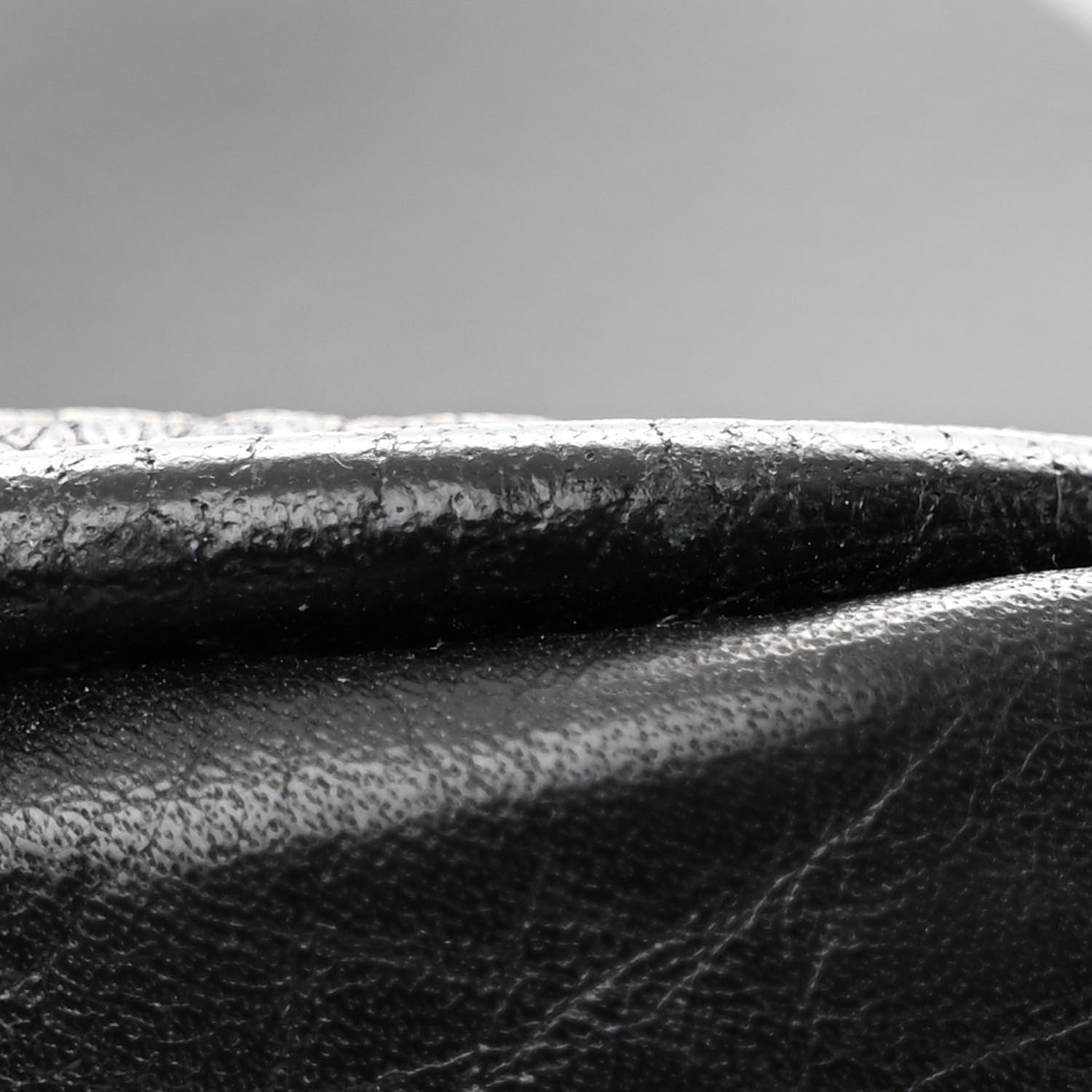 Gucci Pebbled Calfskin Small Soho Disco Bag Black 18 of 19