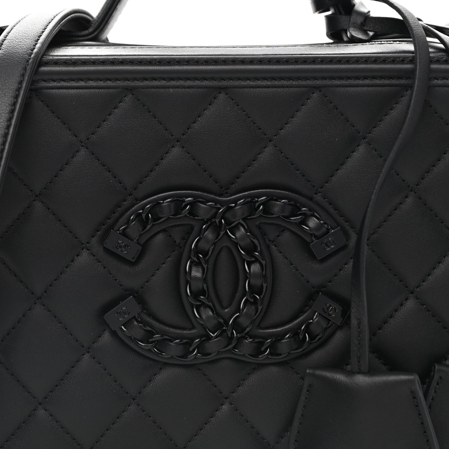 Lambskin Quilted Medium CC Filigree Vanity Case Black