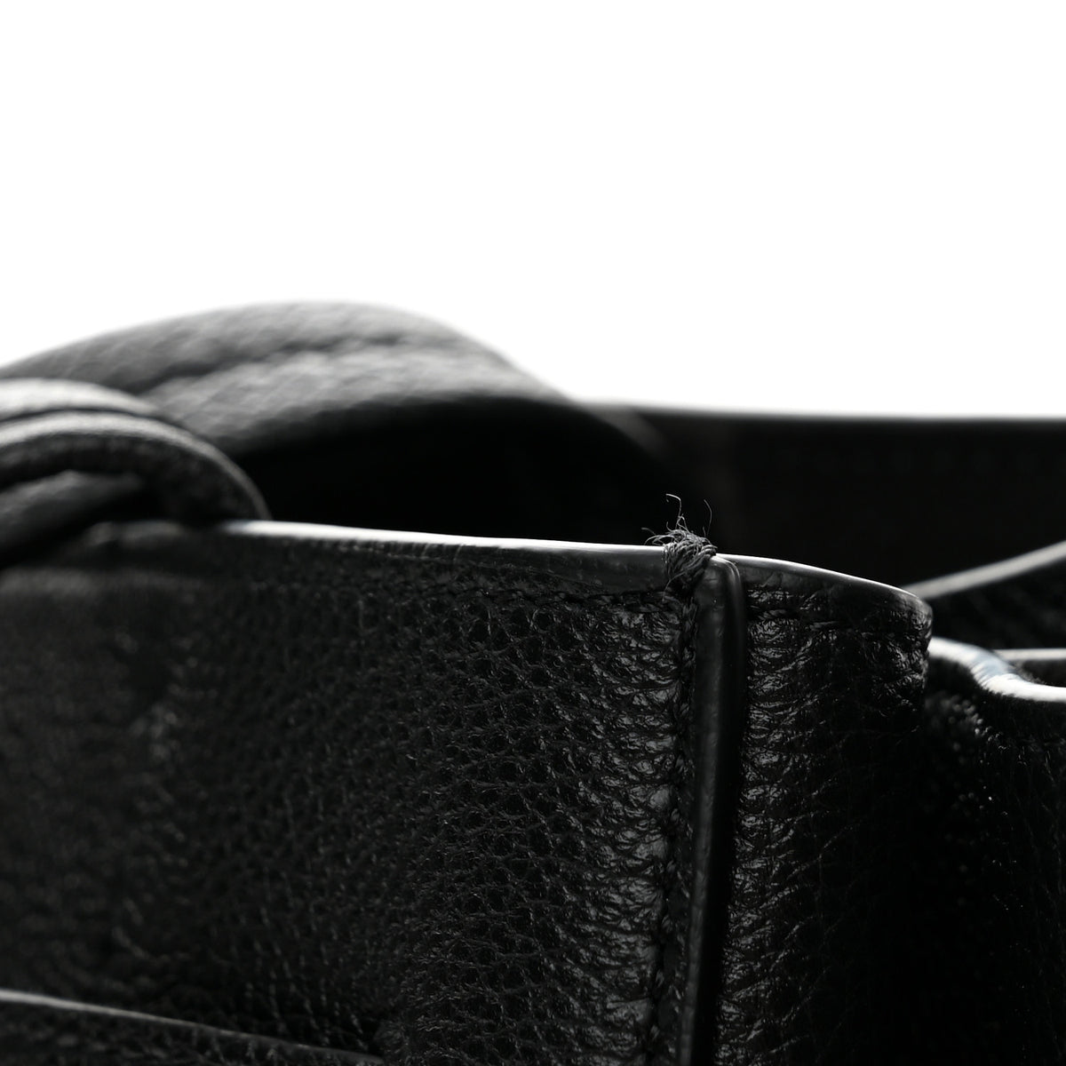 Soft Grained Calfskin Small Belt Cabas Phantom Black