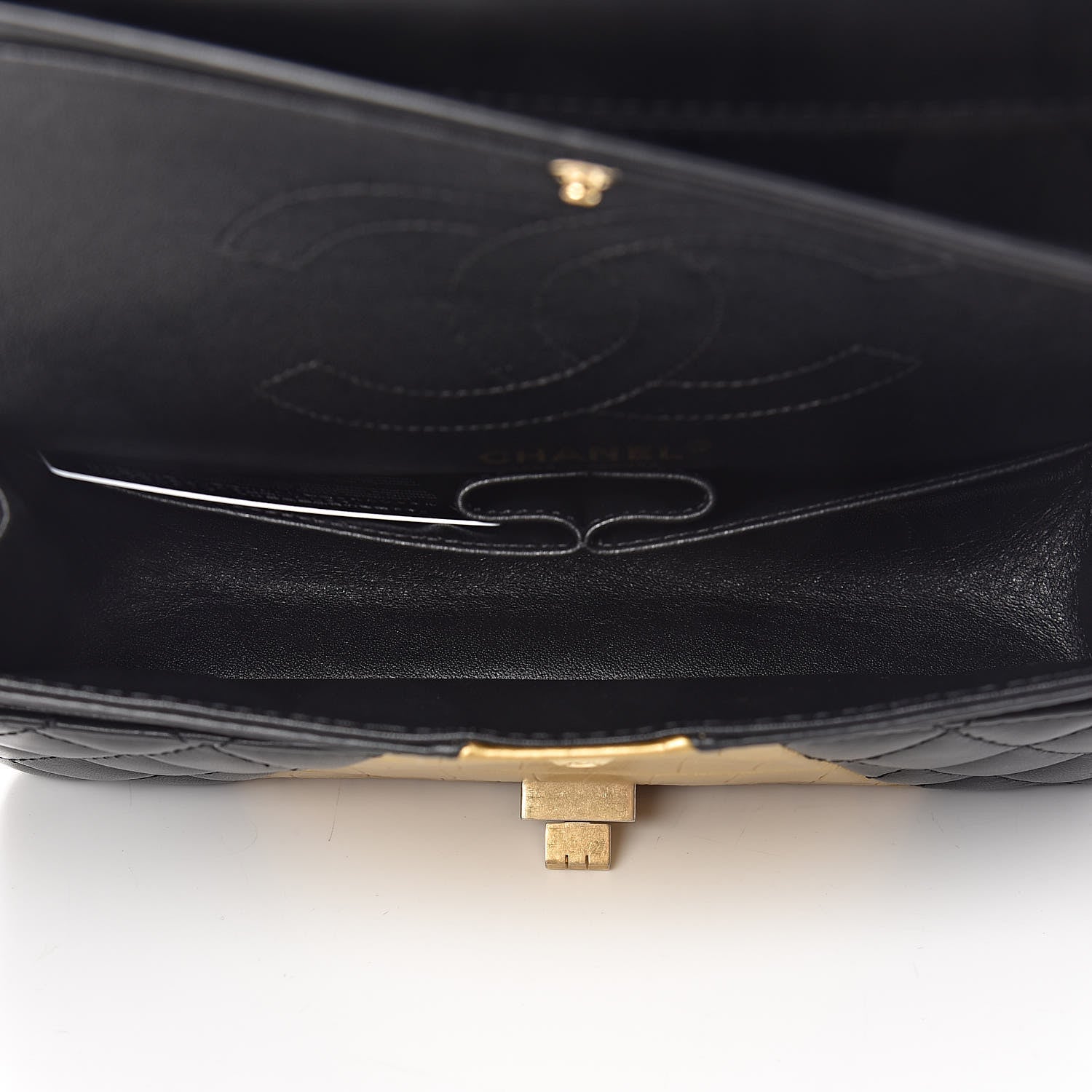 Chanel Lambskin Metallic Calfskin Crocodile Embossed 2.55 Cocodile Reissue 225 Flap Black Gold 6 of 11