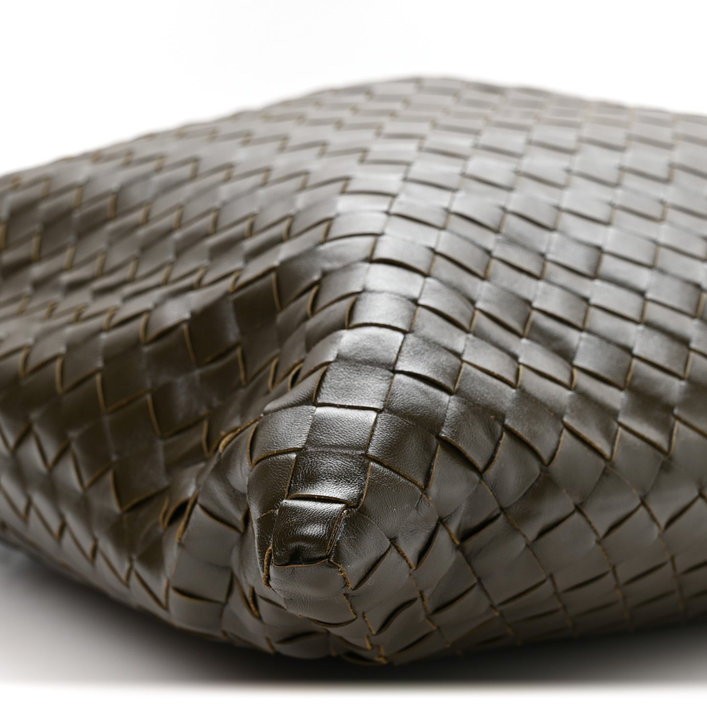 Calfskin Intrecciato Large Hop Kaki