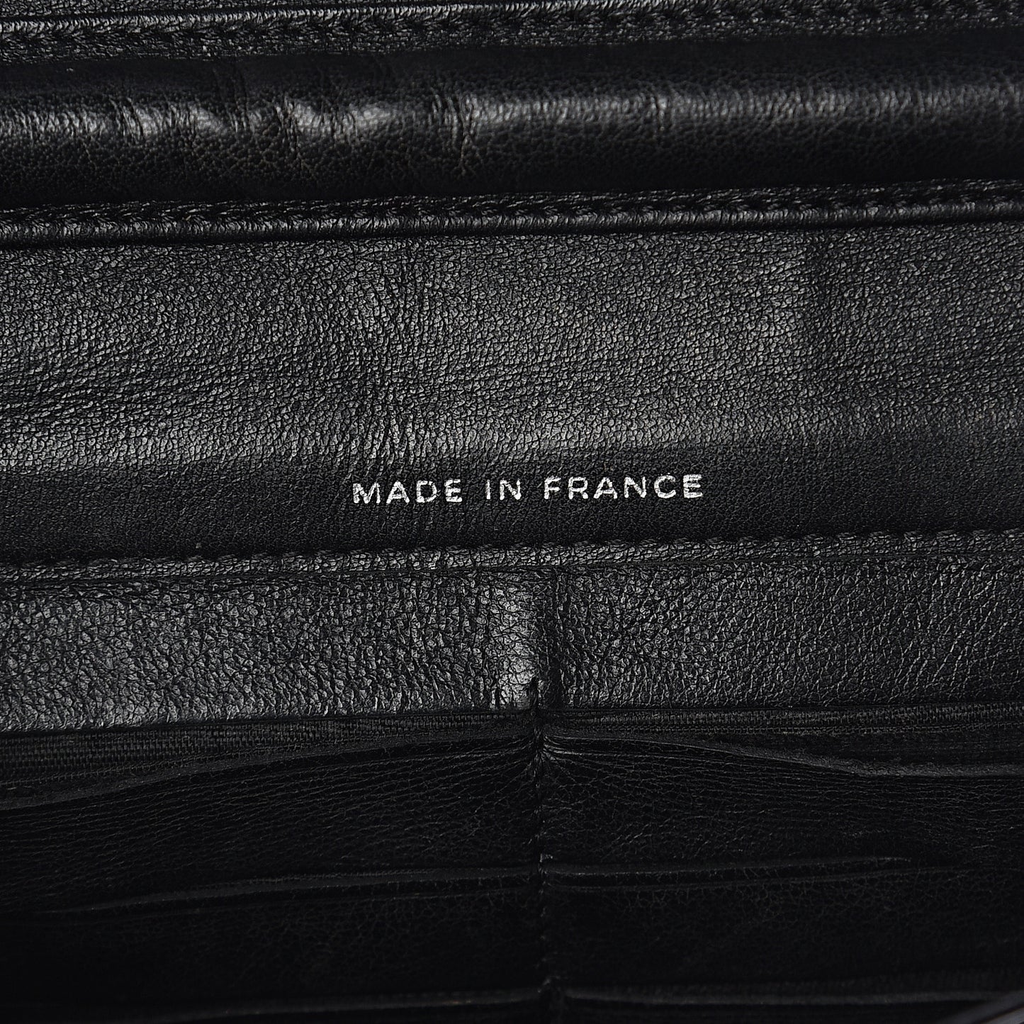 Patent Quilted Brilliant Wallet On Chain WOC Black
