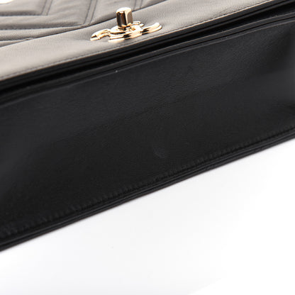 Chanel Lambskin Chevron Quilted Flap Black 19 of 21