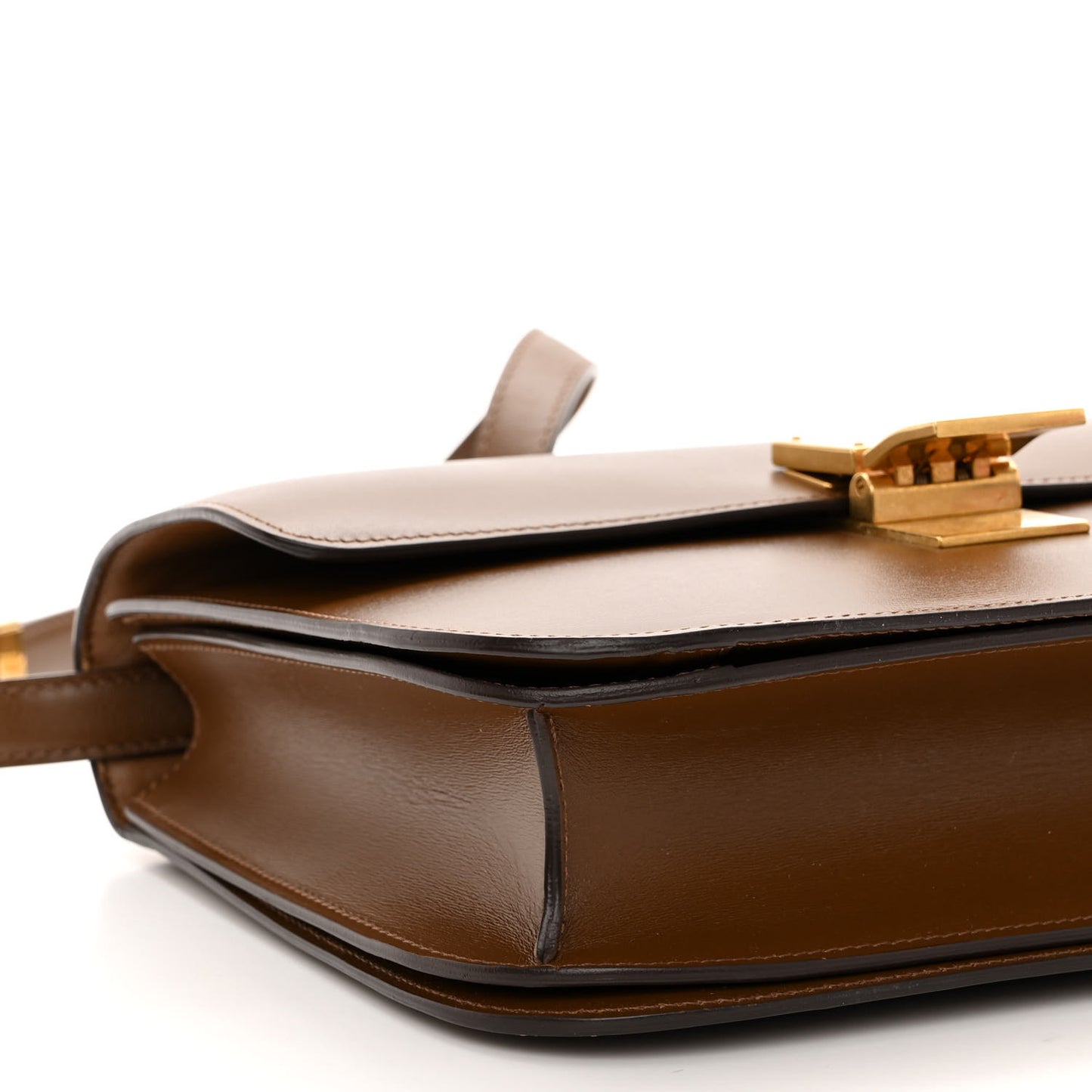 Box Calfskin Medium Classic Box Flap Bag Camel