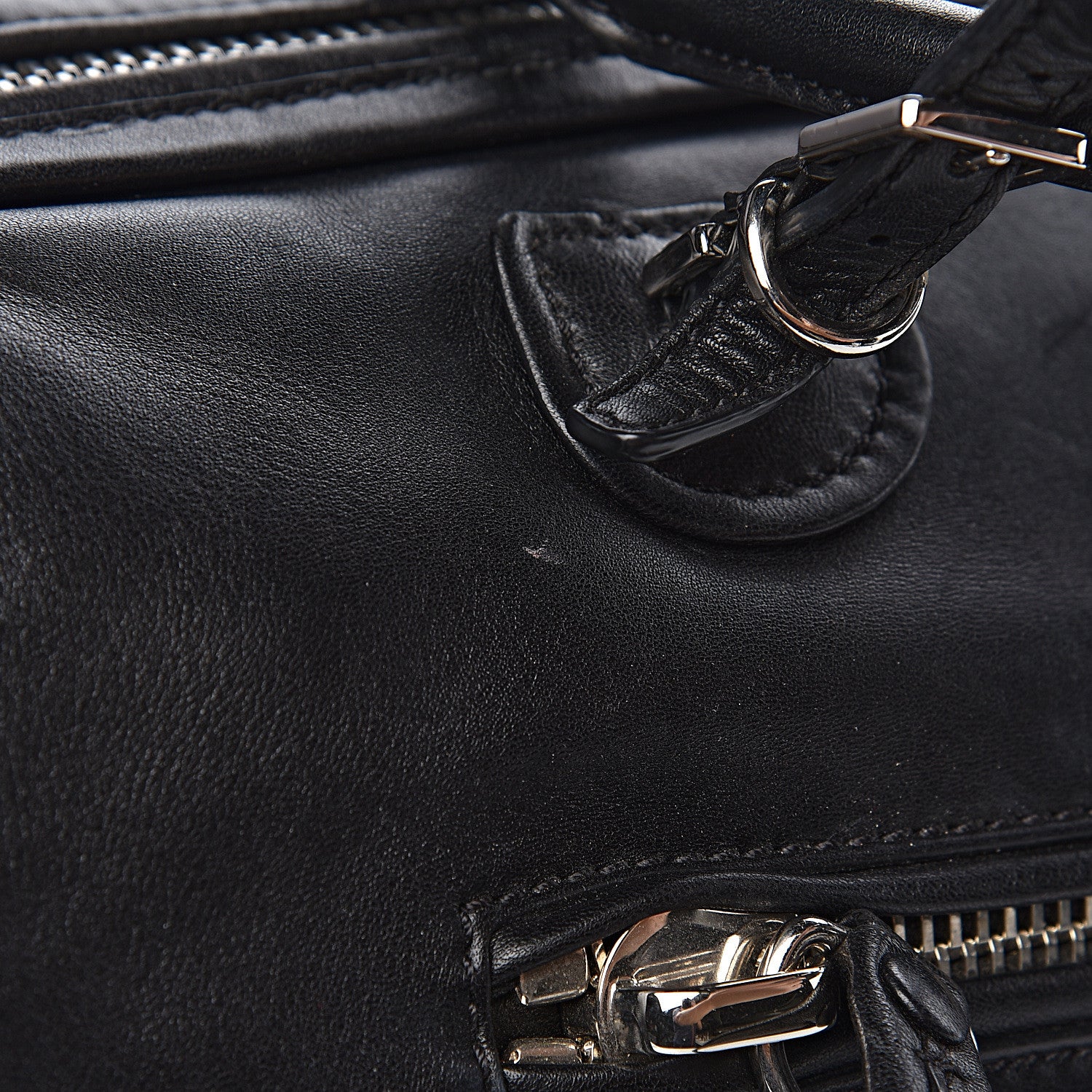 Valentino Garavani Nappa Boston Bag Black 10 of 18