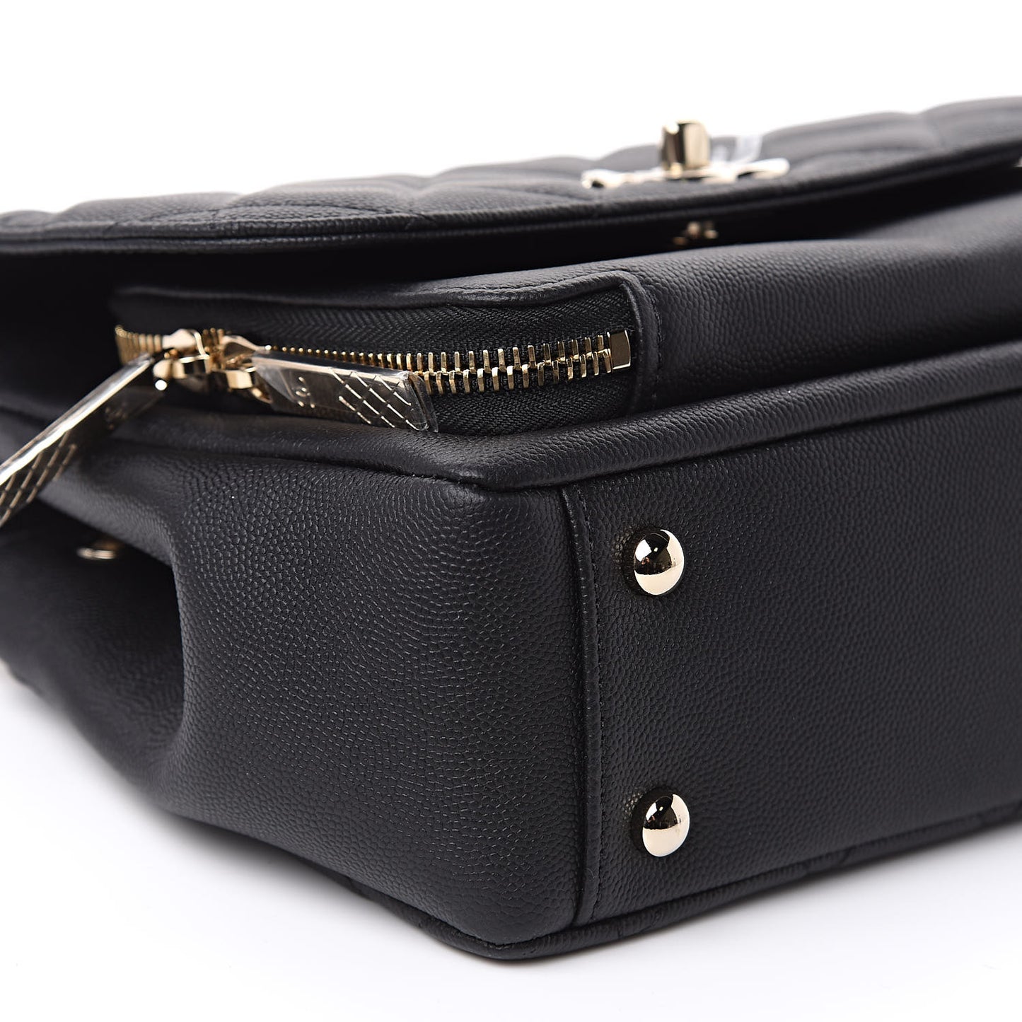 Caviar Quilted Medium Business Affinity Flap Black