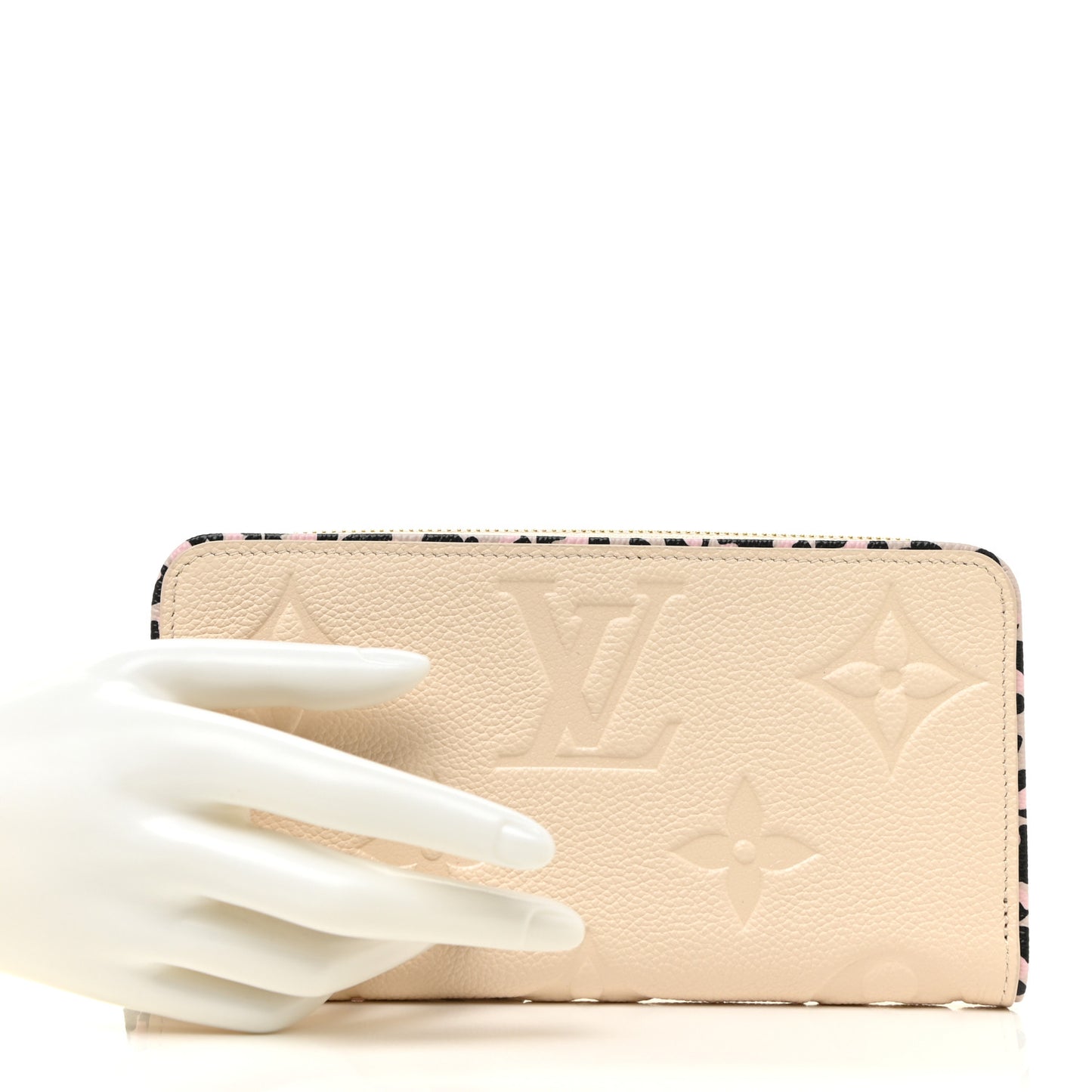 Empreinte Monogram Giant Wild At Heart Zippy Wallet Creme