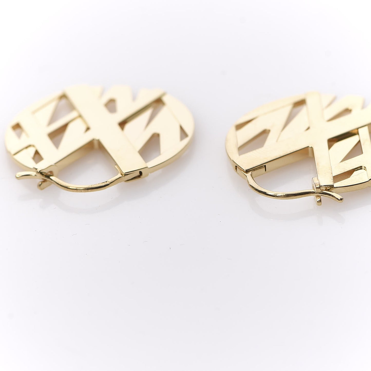 18K Yellow Gold Round Atlas Earrings