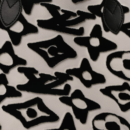 Louis Vuitton X UF Tufted Monogram Neverfull MM Black White 8 of 10