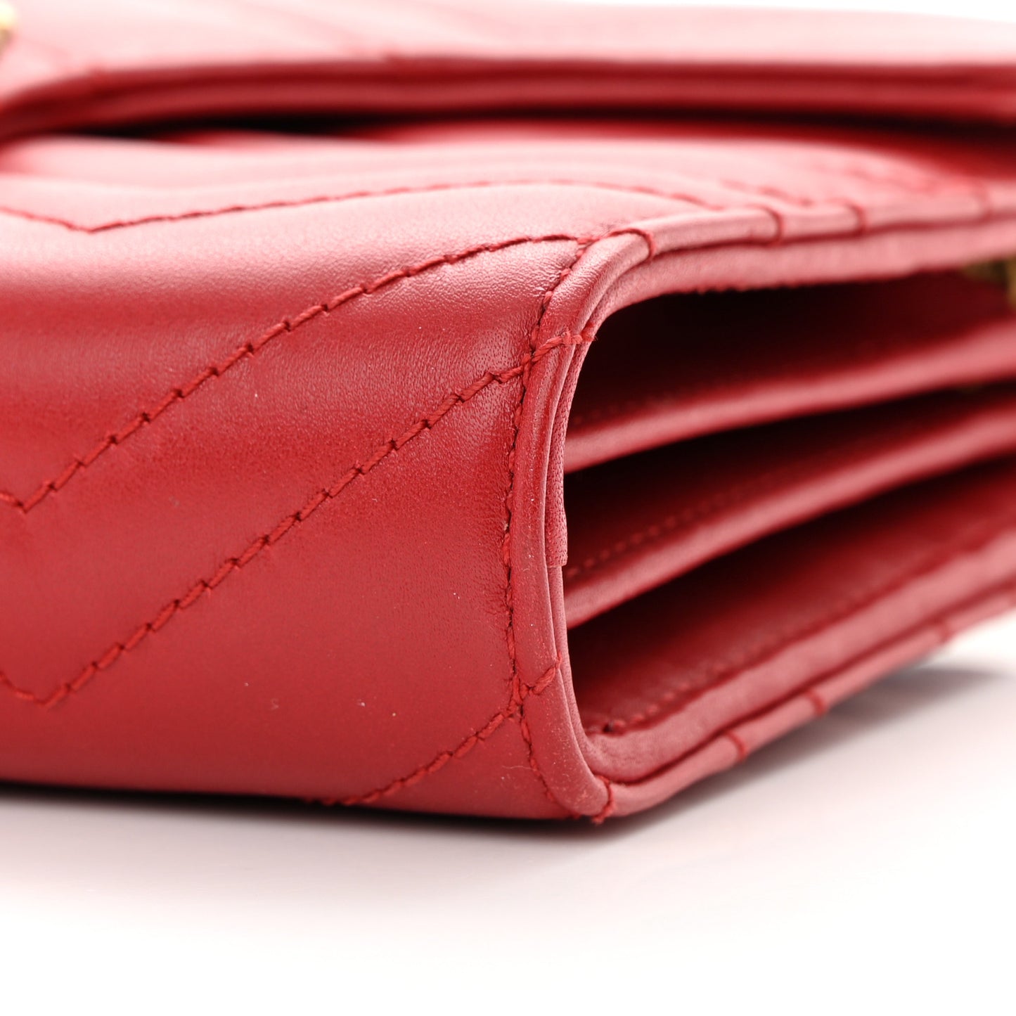 Calfskin Matelasse GG Marmont Chain Wallet Hibiscus Red
