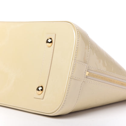 Louis Vuitton Vernis Alma PM Blanc Corail 7 of 9