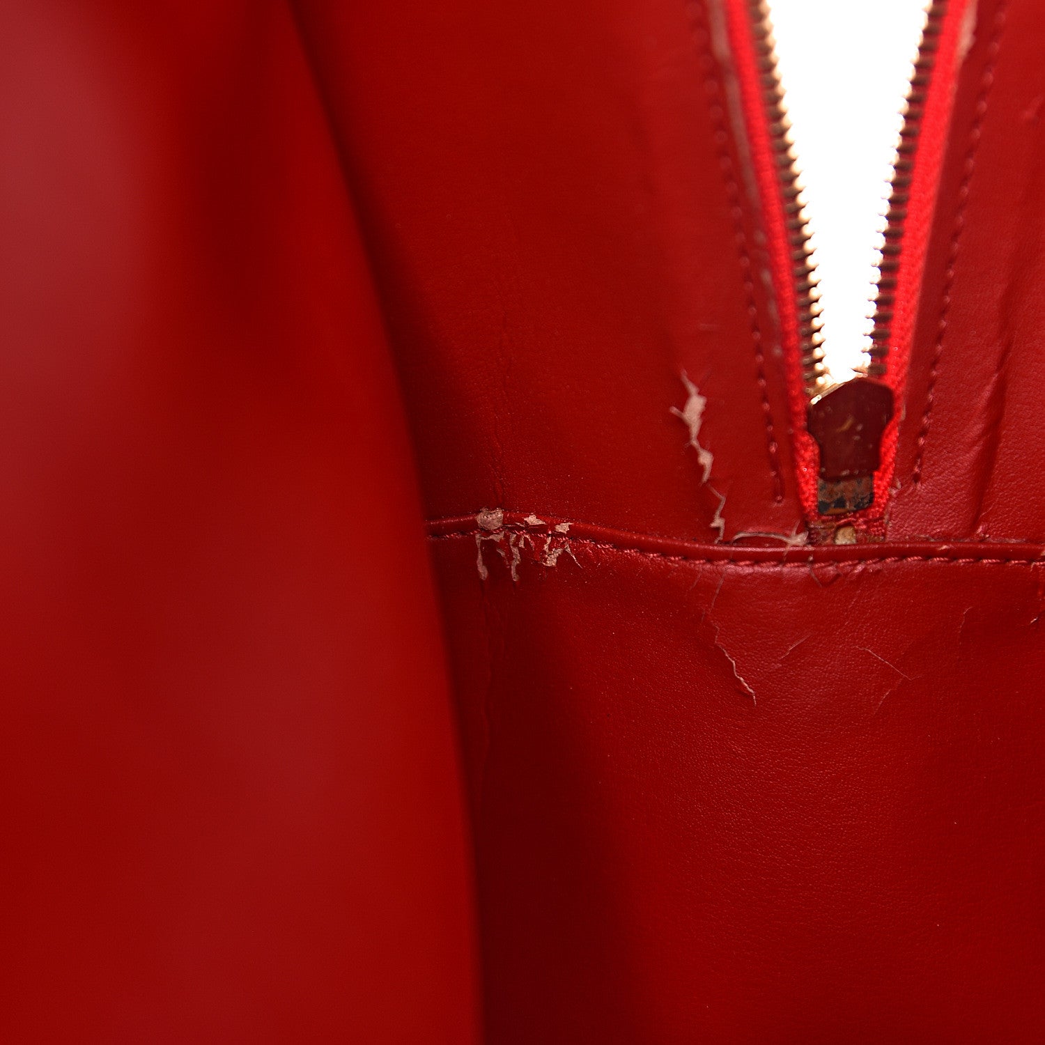 Louis Vuitton Vernis Sutton Rouge 18 of 32