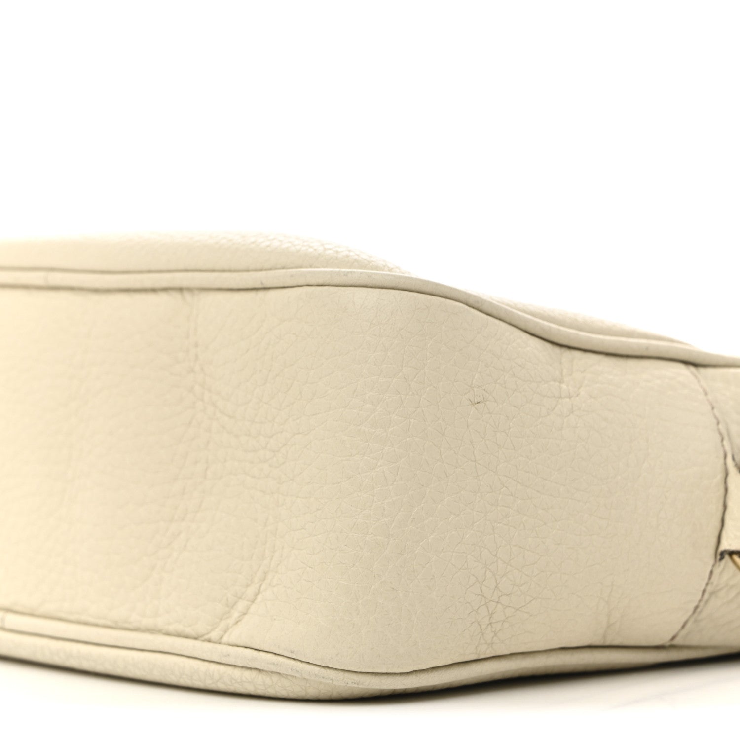 Gucci Pebbled Calfskin Small Soho Disco Bag Off White 10 of 15