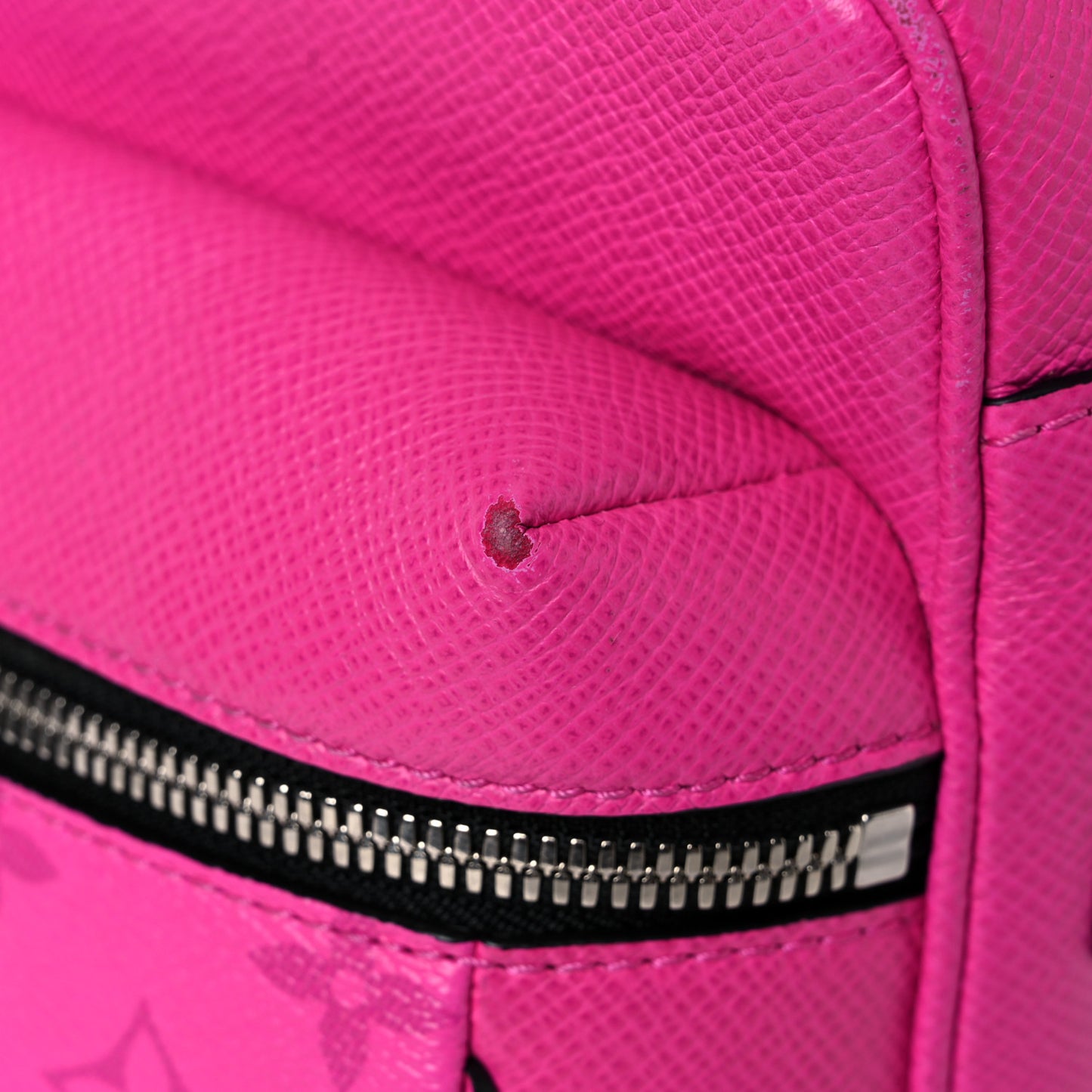 Taigarama Outdoor Messenger Fuchsia