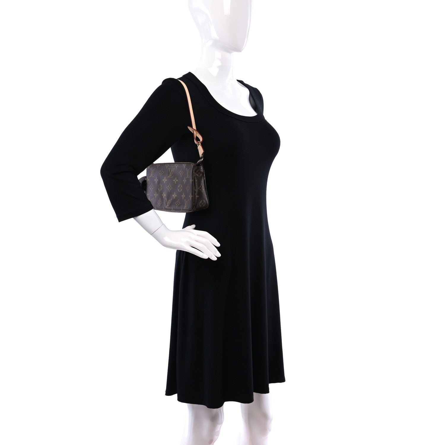 Louis Vuitton Monogram Pochette Accessories NM 2 of 9