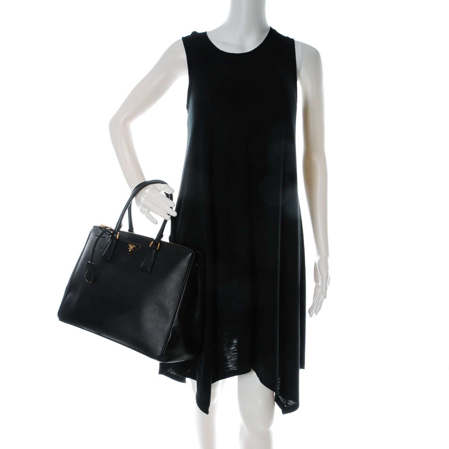Saffiano Large Galleria Double Zip Tote Black