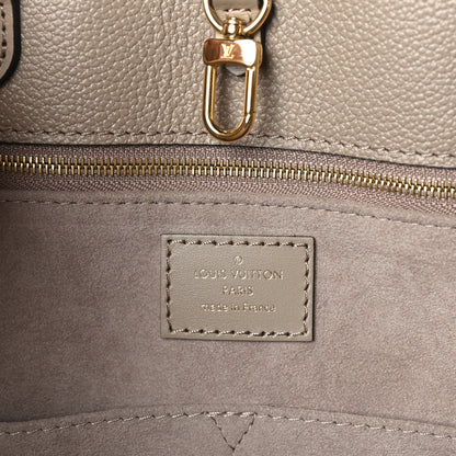 Louis Vuitton Empreinte Monogram Giant Onthego MM Tourterelle 6 of 8