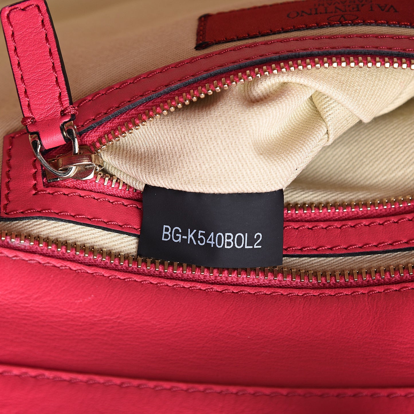 Vitello Small Rockstud Double Handle Tote Deep Fuxia