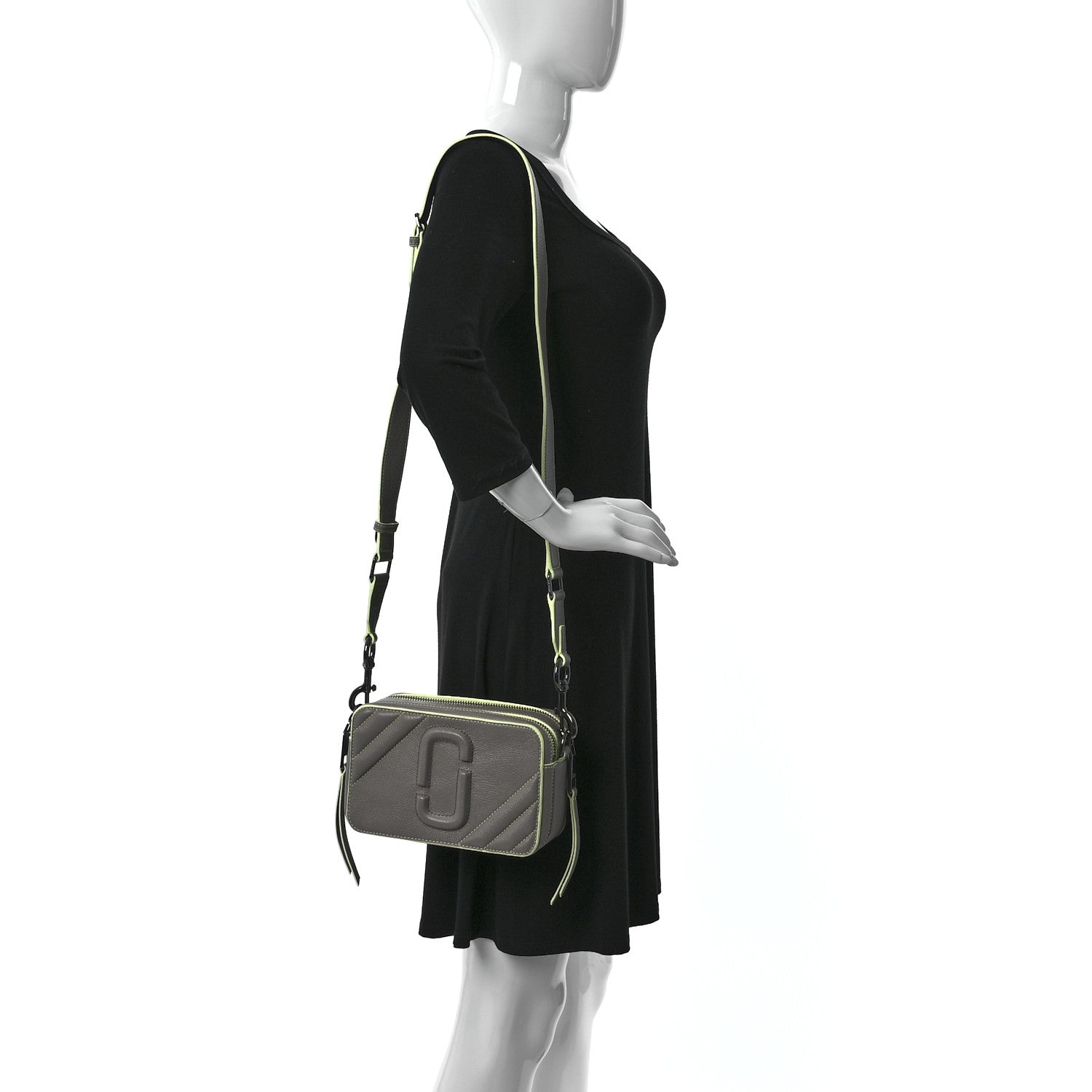 Marc Jacobs Calfskin Quilted The Moto Shot 21 Bag Moon Rock 2 of 14