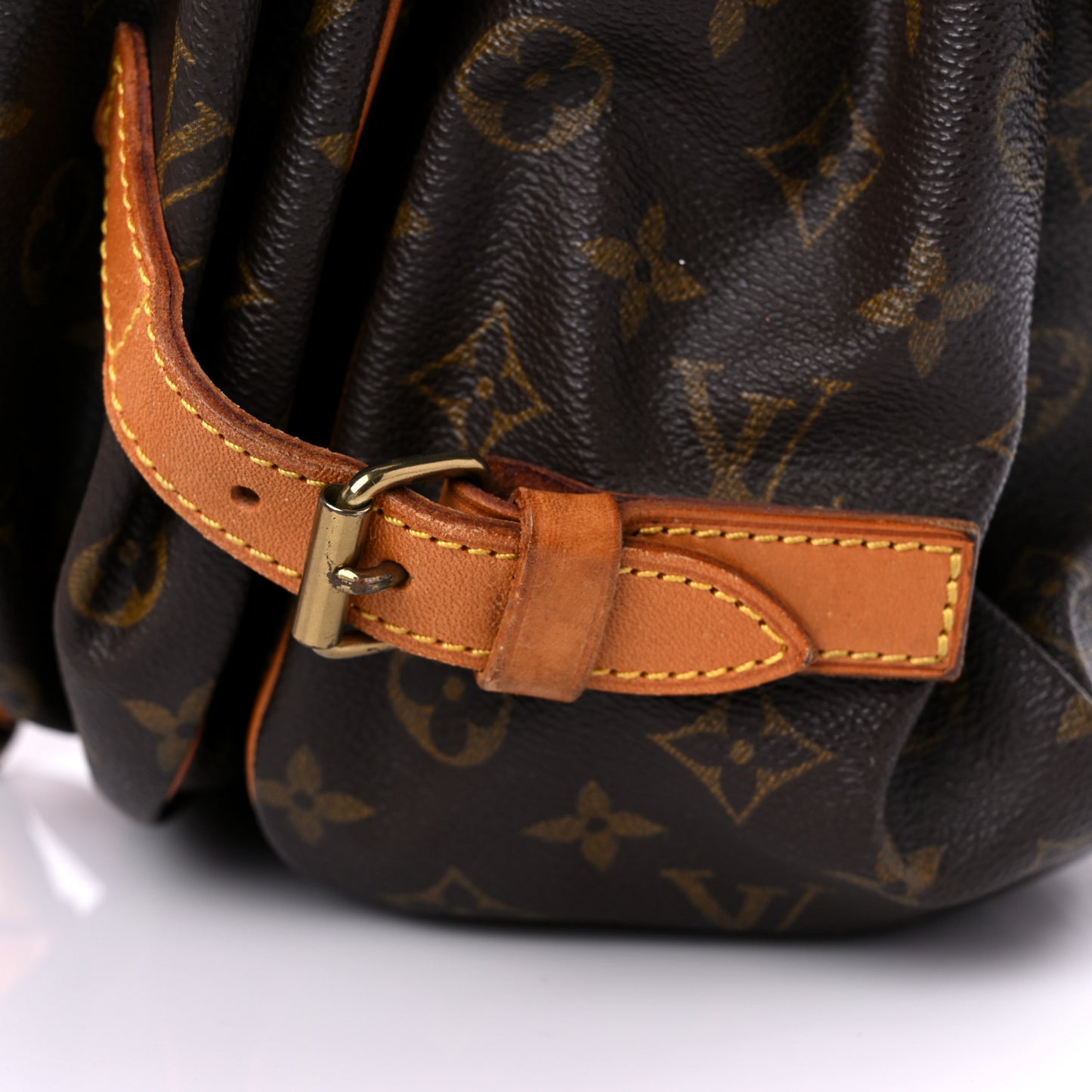 Monogram Saumur 35