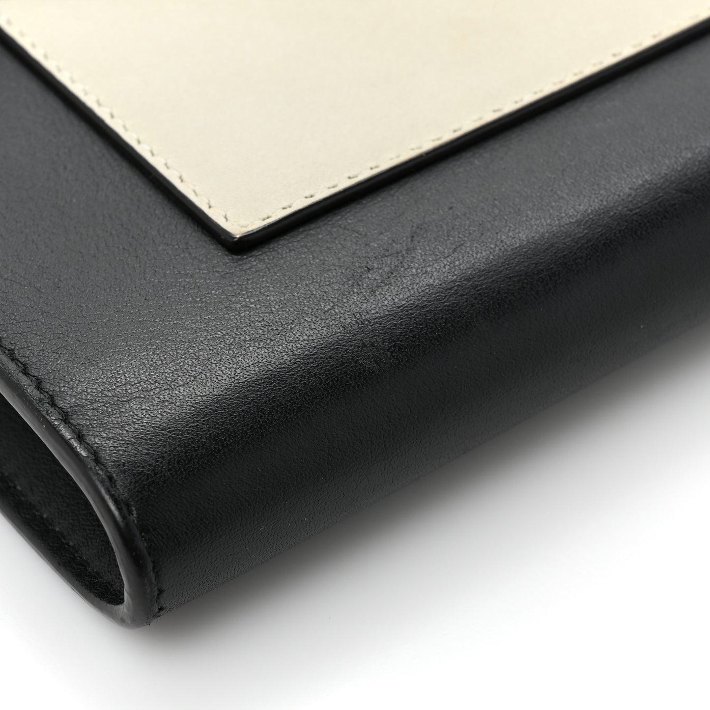 Shiny Calfskin Large Pocket Flap On Chain Sea