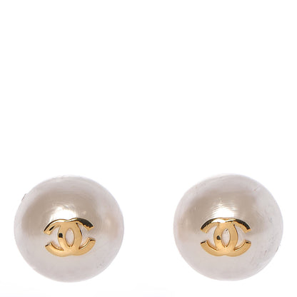 Chanel Pearl CC Clip On Earrings Gold 1 of 5