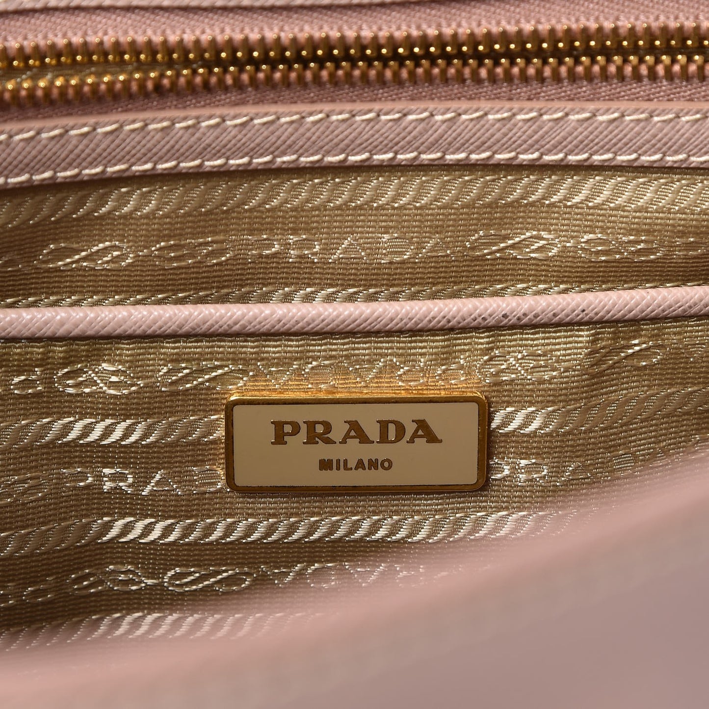 Saffiano Lux Extra Large Galleria Double Zip Tote Cammeo