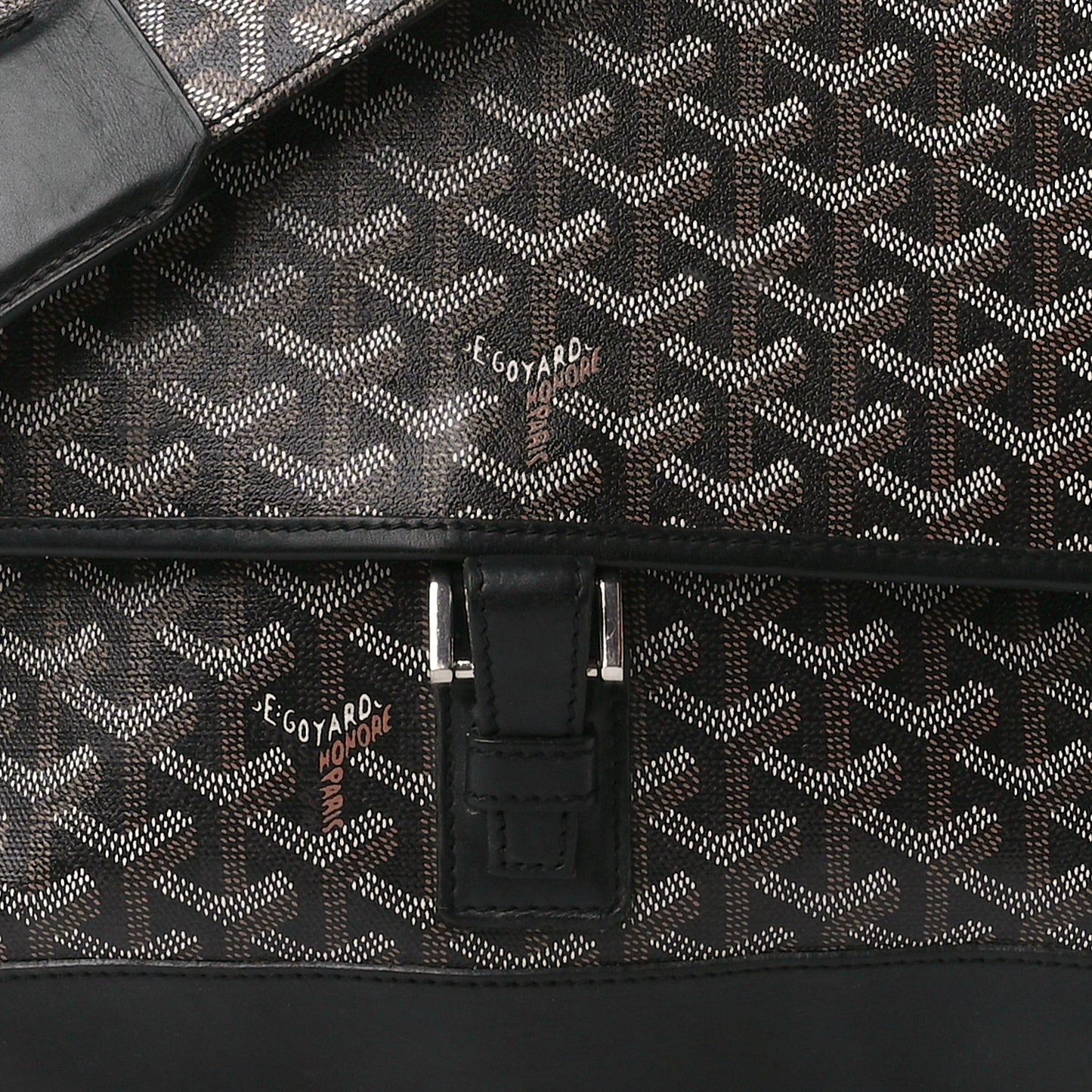 Goyardine Urbain Messenger Black