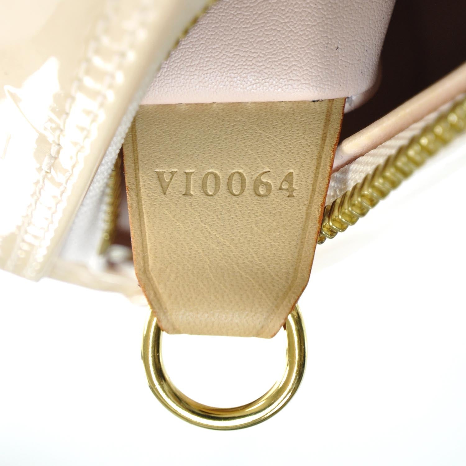Louis Vuitton Vernis Bedford Marshmallow 8 of 8