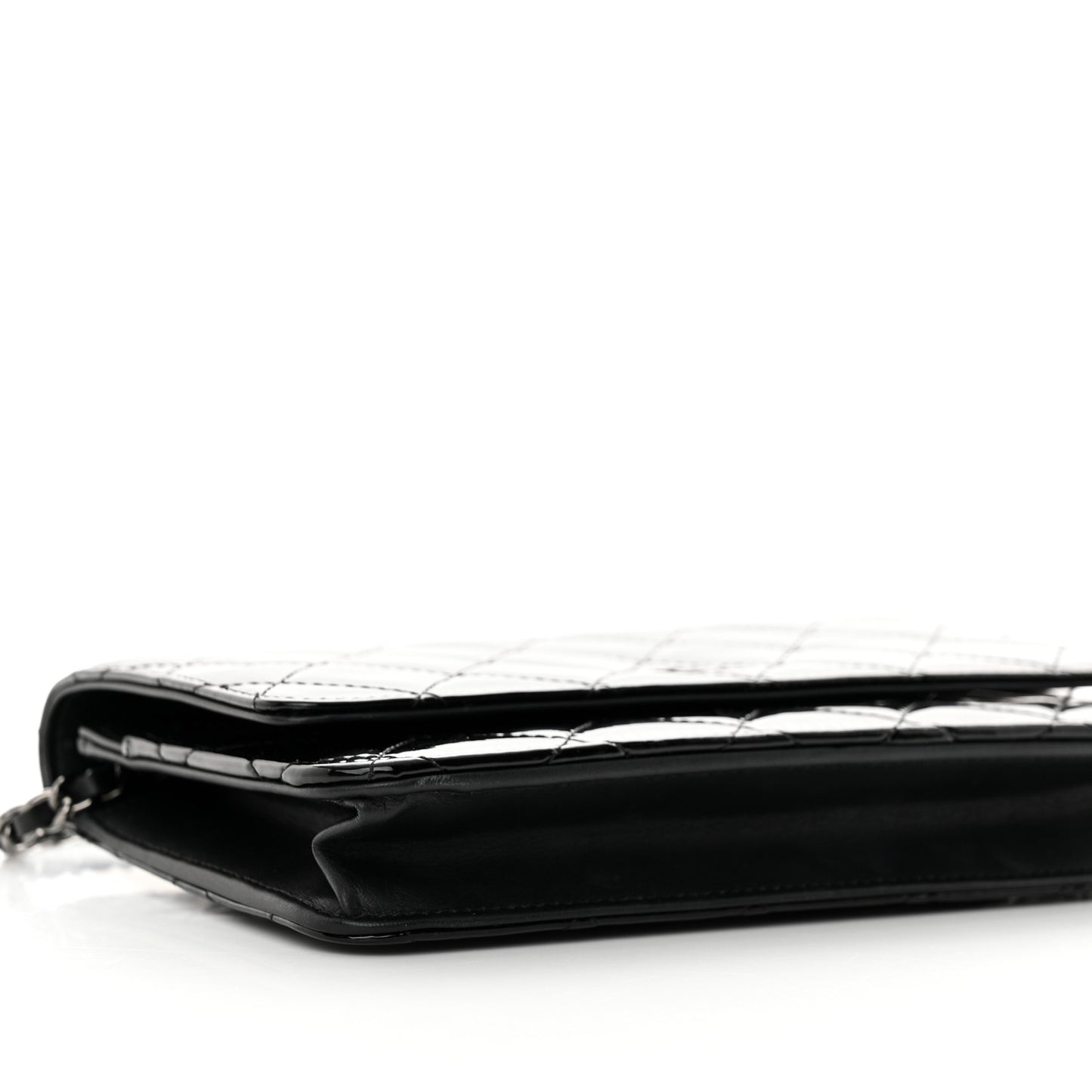 Patent Quilted Wallet On Chain WOC Black