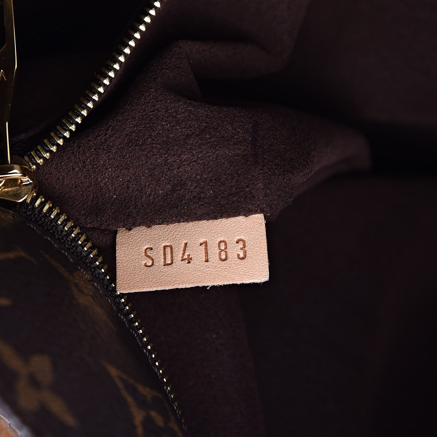 Monogram Metis