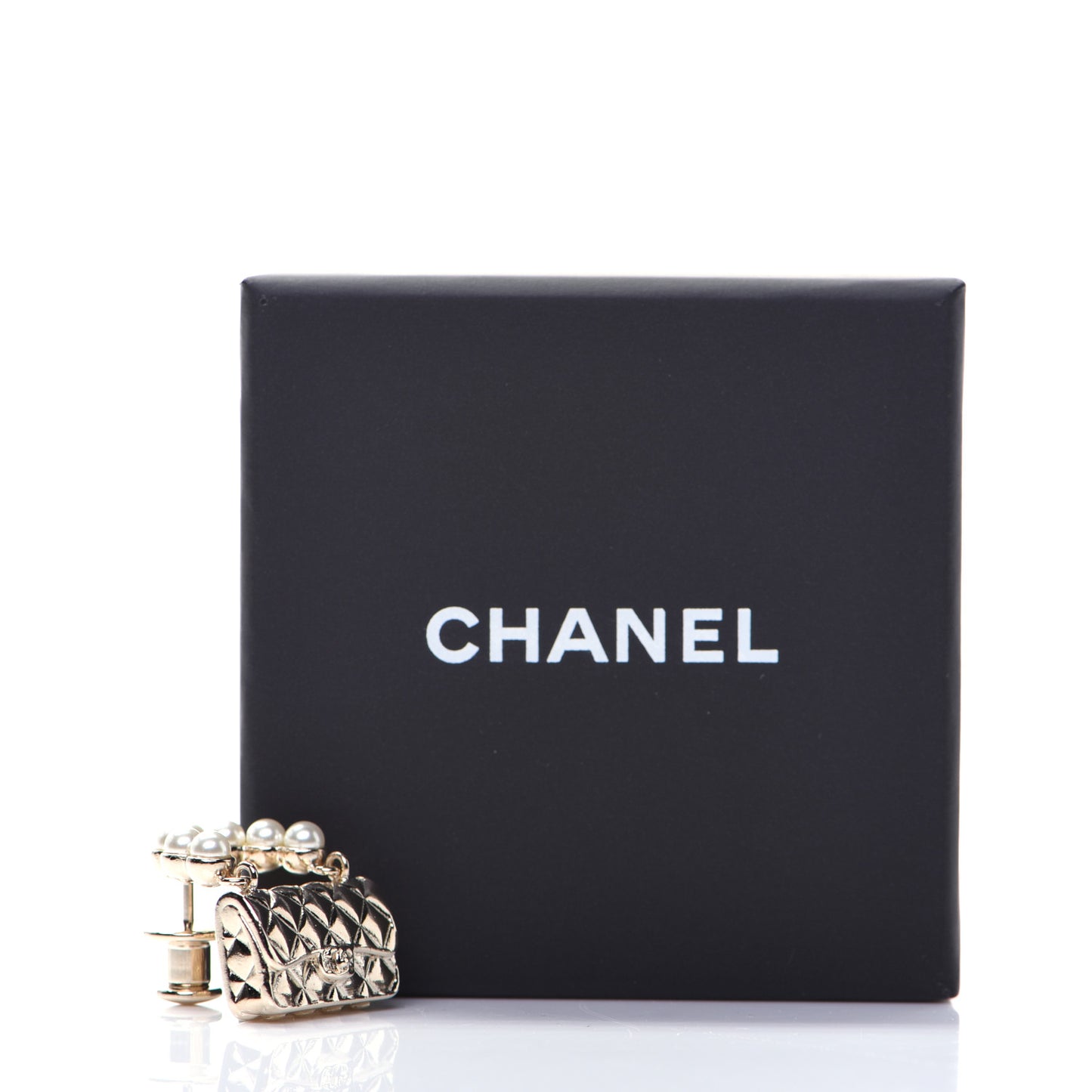 Pearl Quilted Flap Brooch Gold