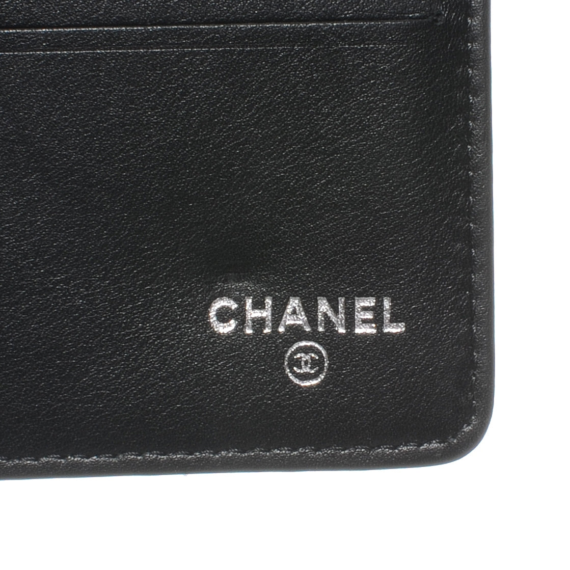Caviar CC Large Flap Wallet Black