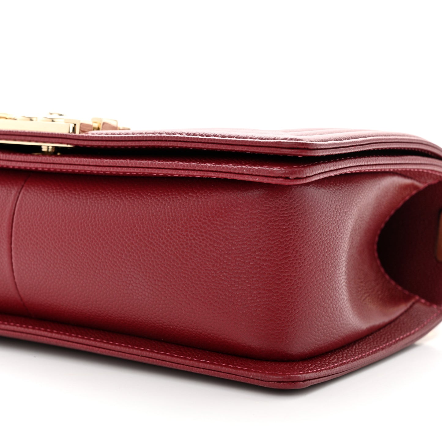 Caviar Quilted Medium Boy Flap Dark Red
