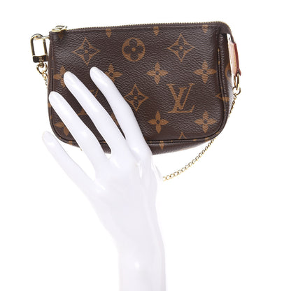 Louis Vuitton Monogram Mini Pochette Accessories 2 of 10
