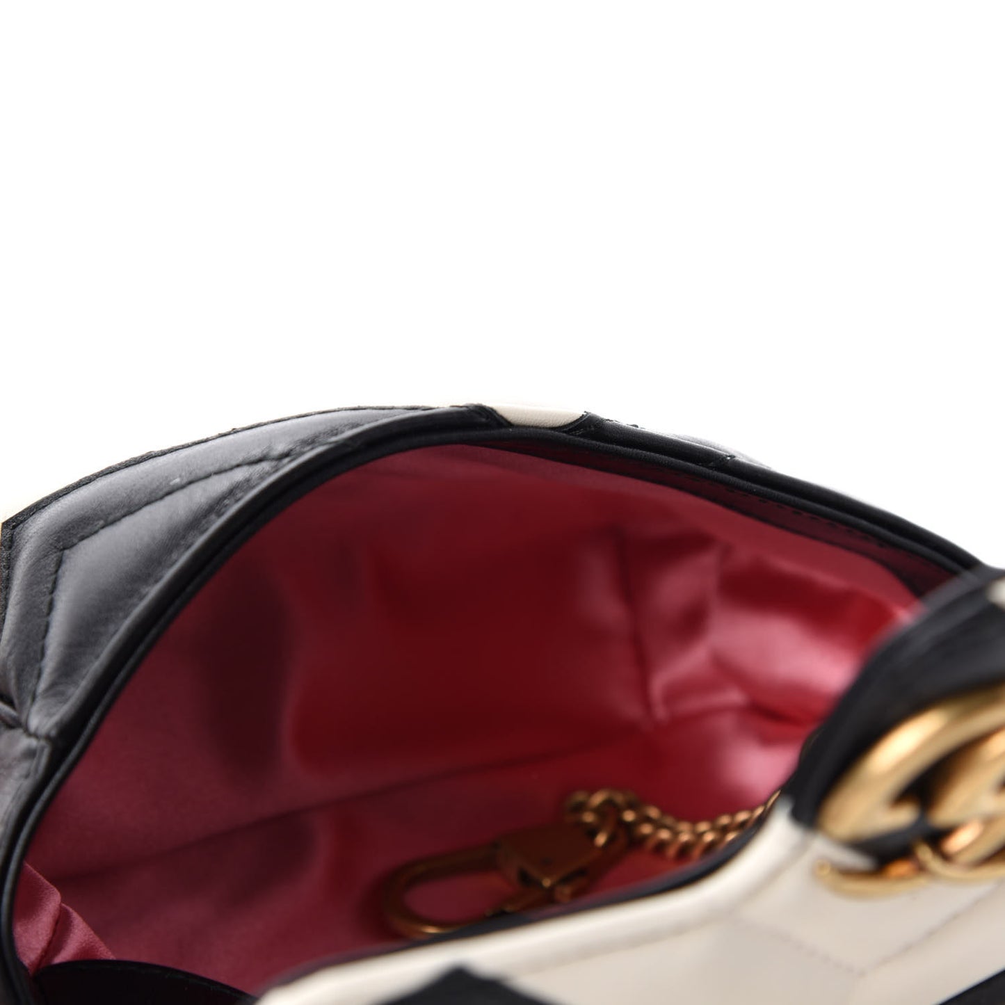 Calfskin Matelasse Super Mini GG Marmont Shoulder Bag Black White