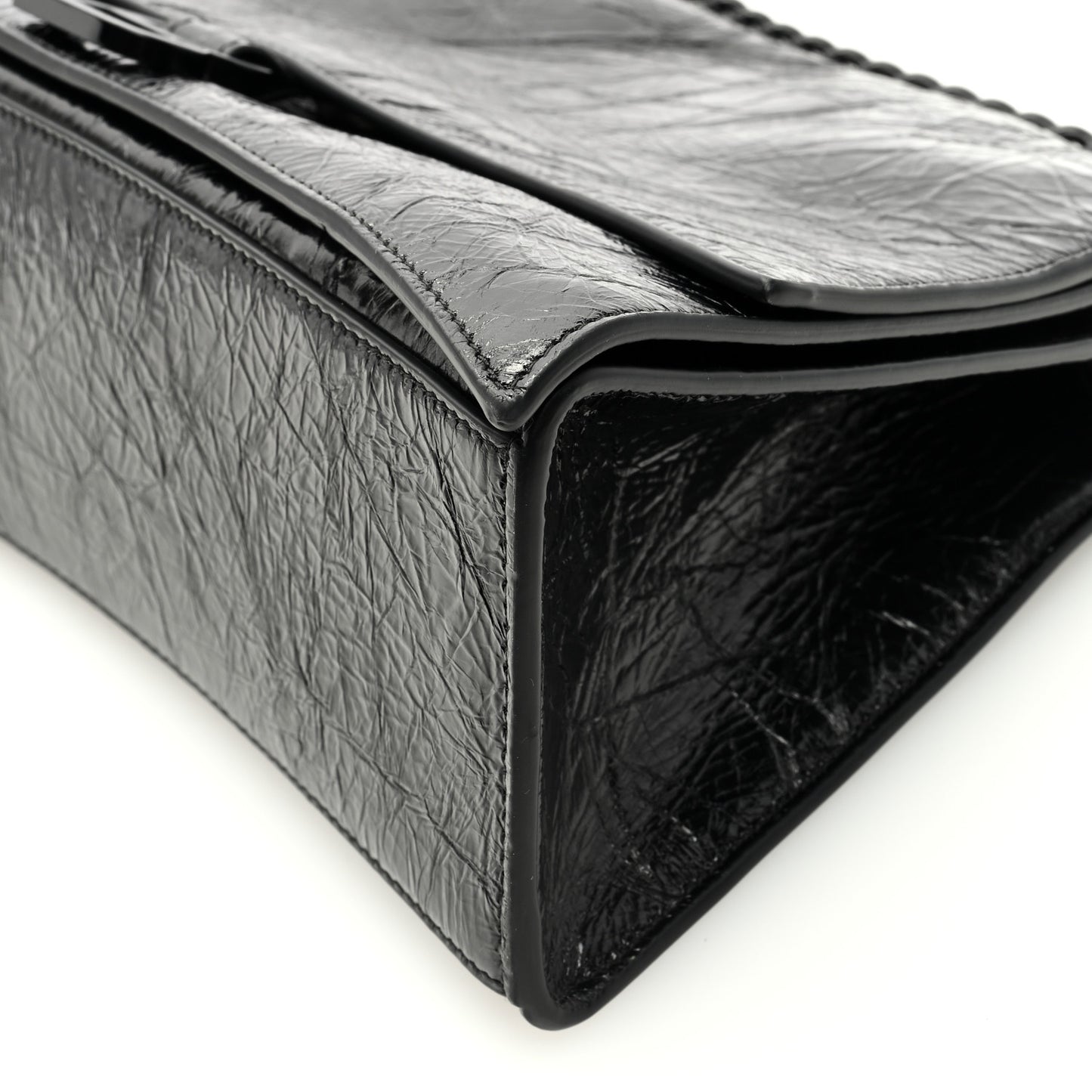 Crushed Calfskin Monochrome Medium Crush Chain Bag Black