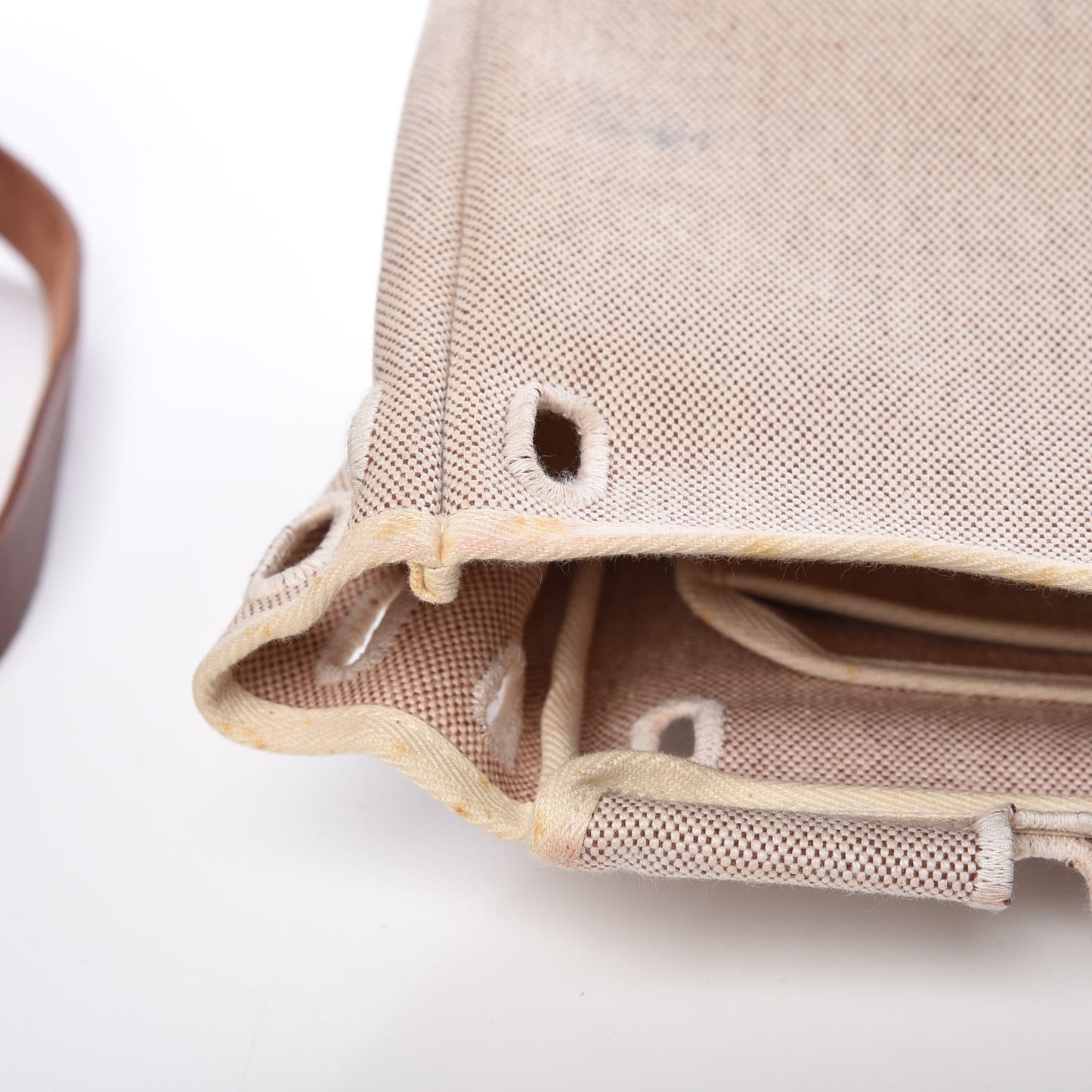 Toile Vache Calfskin Herbag 30 PM Natural