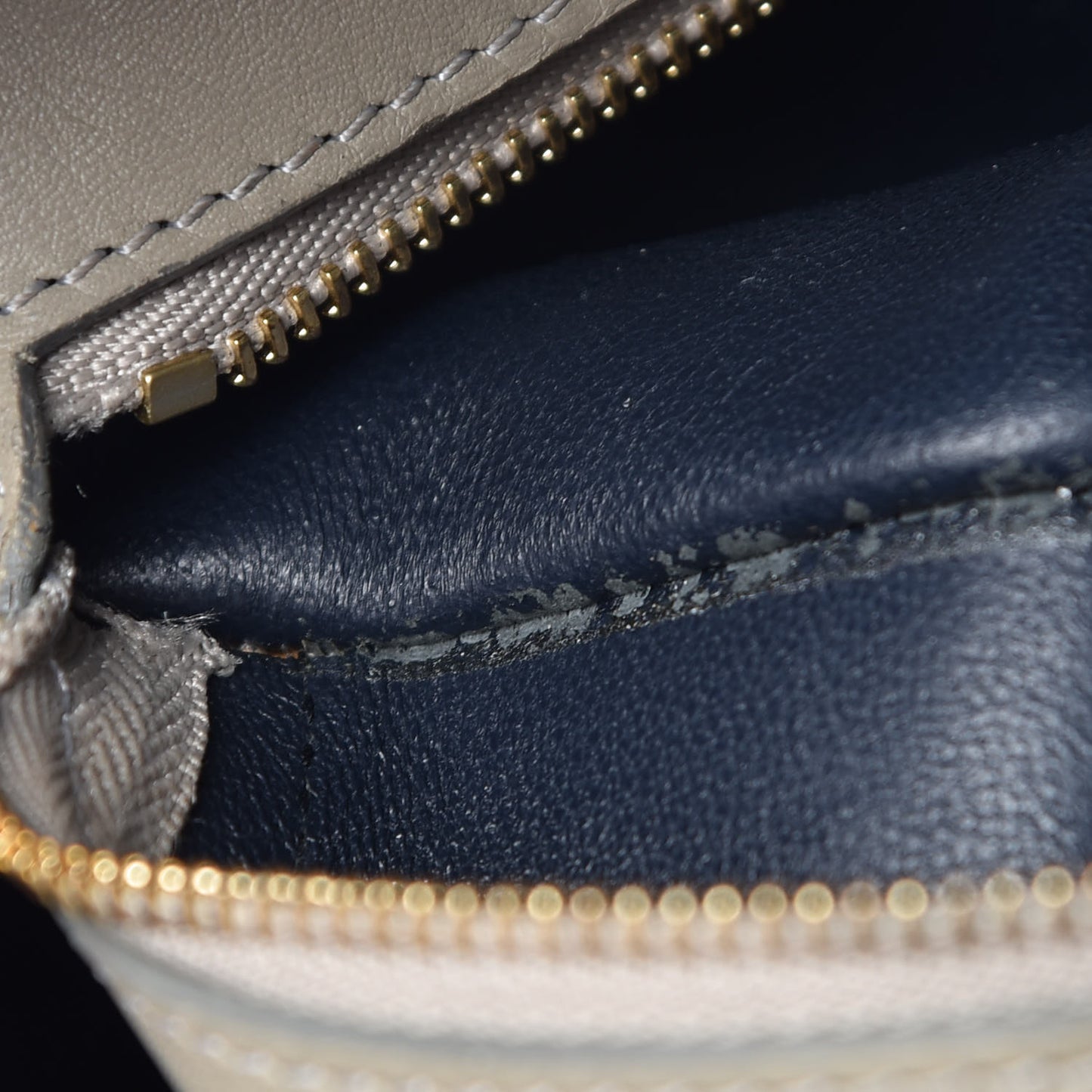 Smooth Calfskin Small Belt Cabas Phantom Taupe