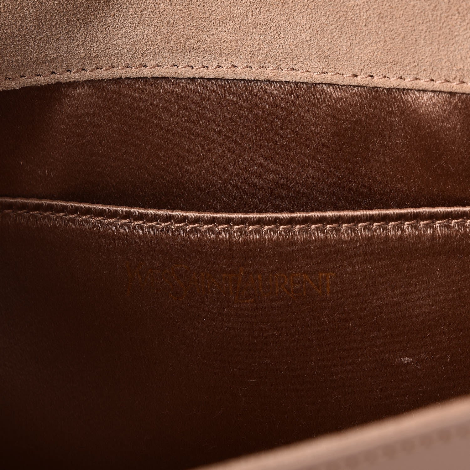 Saint Laurent Patent Calfskin Monogram Large Belle De Jour Clutch Chair 6 of 7