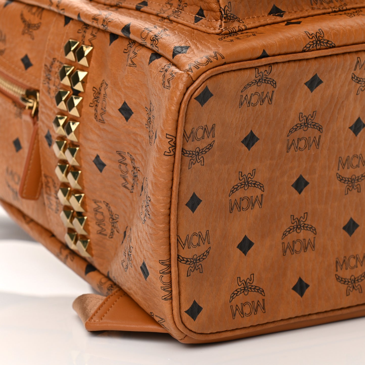 Visetos Medium Side Studs Stark Backpack Cognac