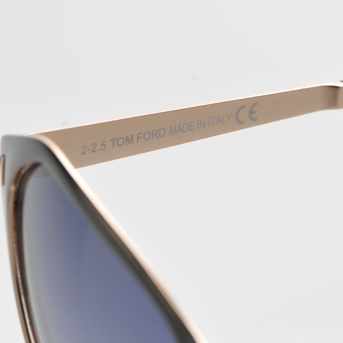 Lena Sunglasses TF391 Black