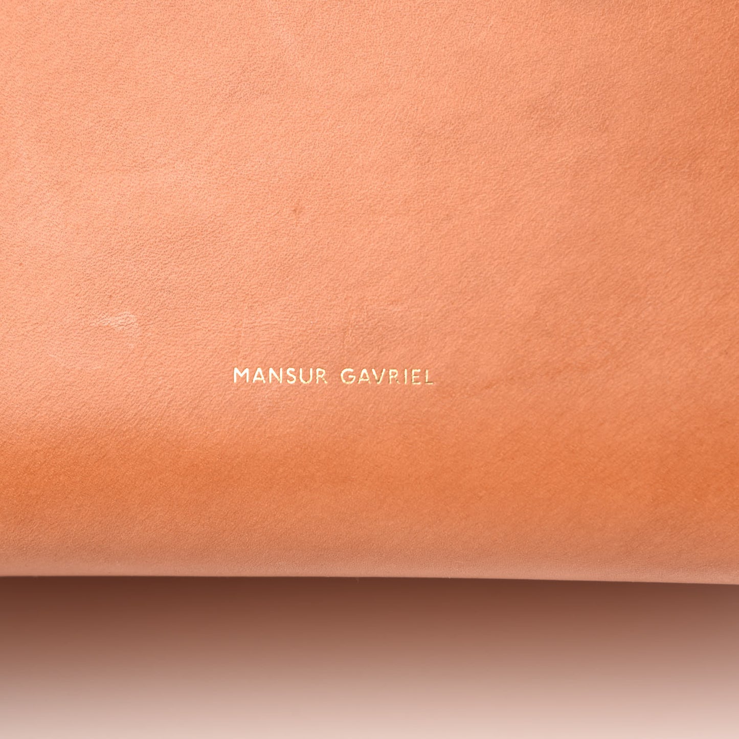Vegetable Tanned Calfskin Bucket Bag Cammello Rosa