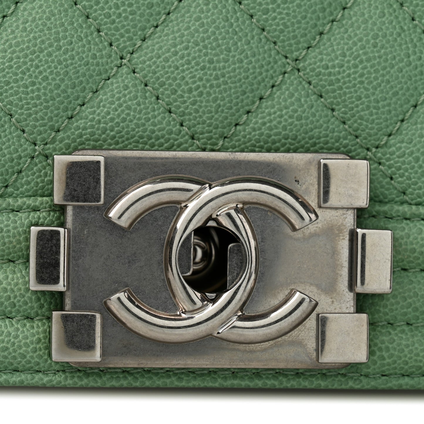 Caviar Quilted Small Boy Flap Green