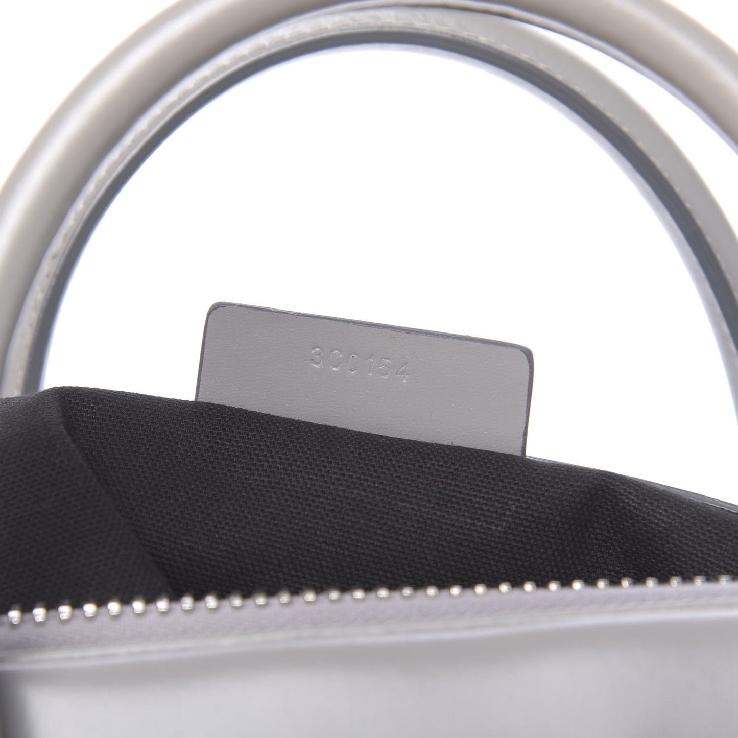 Shiny Lord Calfskin Medium Antigona Pearl Grey