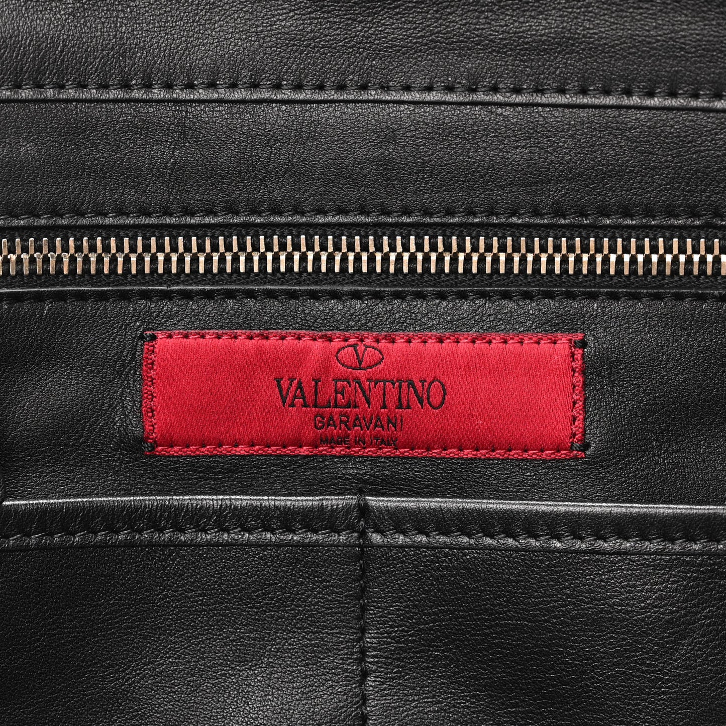 Vitello Medium Rockstud Tote Black